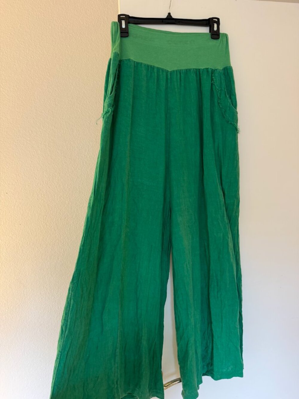 Green Linen Pants - Picture 4 of 4